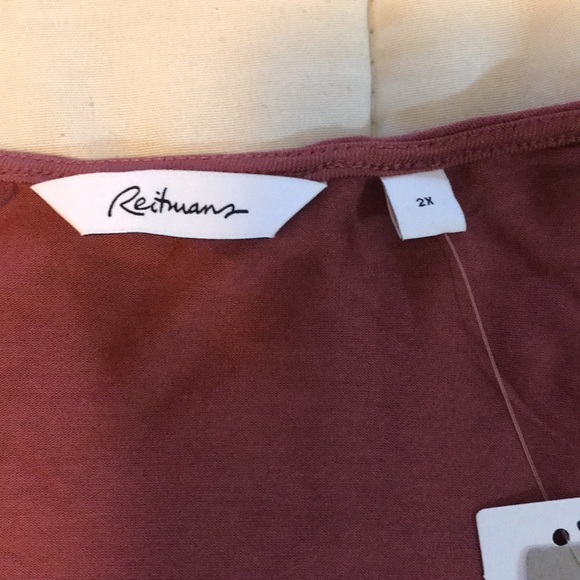 Butterfly cap sleeve top - Picture 2 of 6